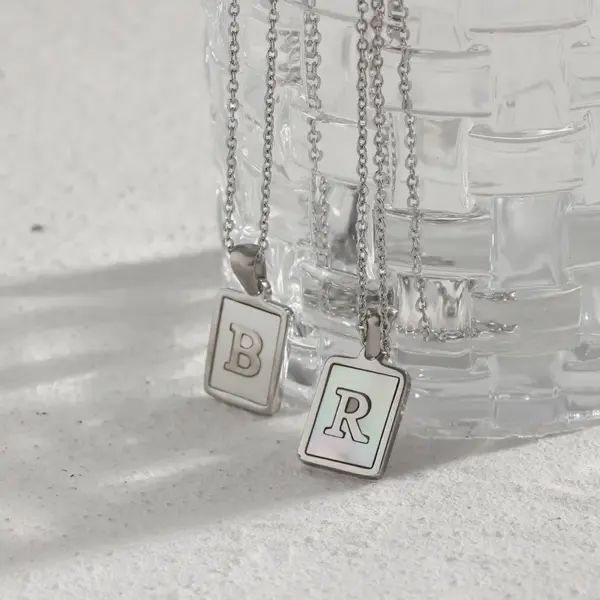 PVD Coated Real Gold Plated Letter 304 Stainless Steel Fashion Waterproof Non Tarnish 304 Stainless Steel