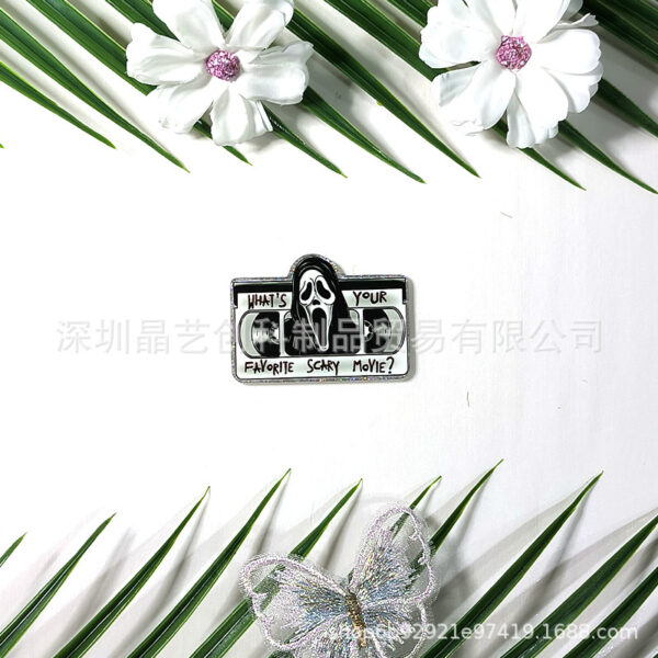 Wholesale Specializing in cross-border best-selling sequined acrylic DIY accessories and jewelry - Skull series from Jingyi Innovation Factory