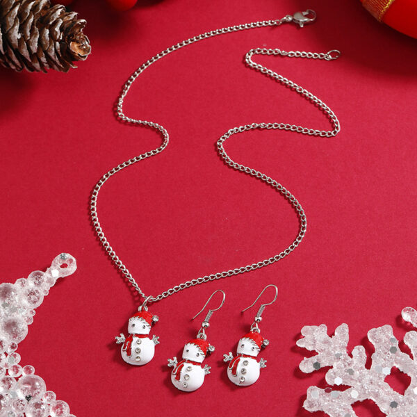 Wholesale Cartoon oil dripping colorful Saint Snowman 2-piece set Simple retro niche creative earrings