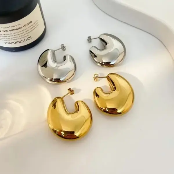 PVD Coated 18K Gold Plated Real Gold Plated Solid Color 304 Stainless Steel Casual Simple Style Waterproof Non Tarnish Ear Studs