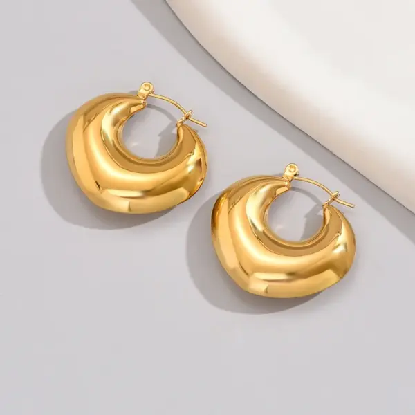 Wholesale 304 Stainless Steel Solid Color PVD Coated 18K Gold Plated 18K Gold Simple Style Classic Style Waterproof Non Tarnish Plating Gold Earrings