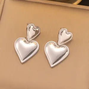 G402 Love Earrings All Steel