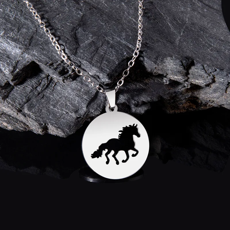 Wholesale Jewelry Simple Style Horse 304 Stainless Steel No Inlaid Hollow Out Stainless Steel Necklaces