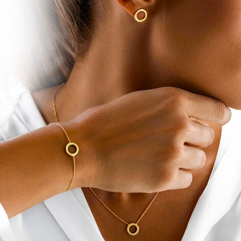 Wholesale Ion Plating (IP) 18K Gold Plated Round 304 Stainless Steel Vintage Style Simple Style Waterproof Non Tarnish Bracelets Earrings Necklace