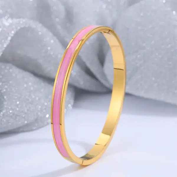 Wholesale PVD Coated Real Gold Plated Heart Shape 304 Stainless Steel Casual Simple Style Classic Style Waterproof Non Tarnish 304 Stainless Steel Bangle