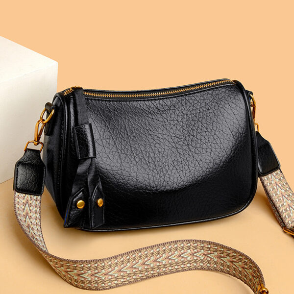 oly-529ddc0c698dbcb97fbaf81af22a27ee Wholesale Copi Kangaroo Women's Bag Shoulder Underarm Bag Wide Shoulder Strap Retro Crossbody Bag High-end Women's Bag Fashion