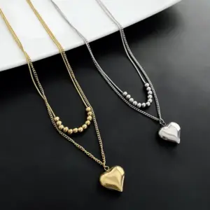 Wholesale 304 Stainless Steel Heart Shape Vacuum Plating Titanium Steel 18K Gold Plated Real Gold Plated Simple Style Commute Waterproof Non Tarnish Plating Gold Silver Layered Necklaces