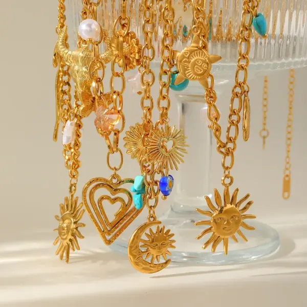 Wholesale Oceanic Style Irregular Pearl Stainless Steel Necklace Sun And Heart Pattern Vacuum Plated 18K Gold Casual Beachy Lobster Clasp