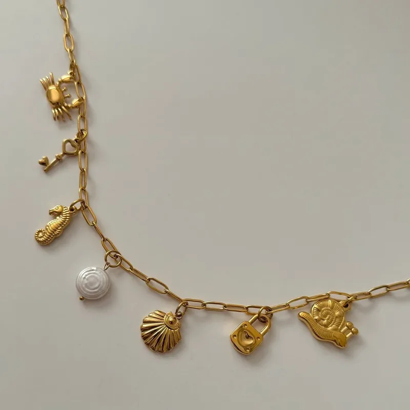 Wholesale PVD Coated 18K Gold Plated Hippocampus Shell 201 Stainless Steel 304 Stainless Steel Casual Vacation Waterproof Non Tarnish 201 Stainless St