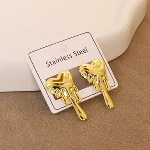 Gold / Average Size / Style 33