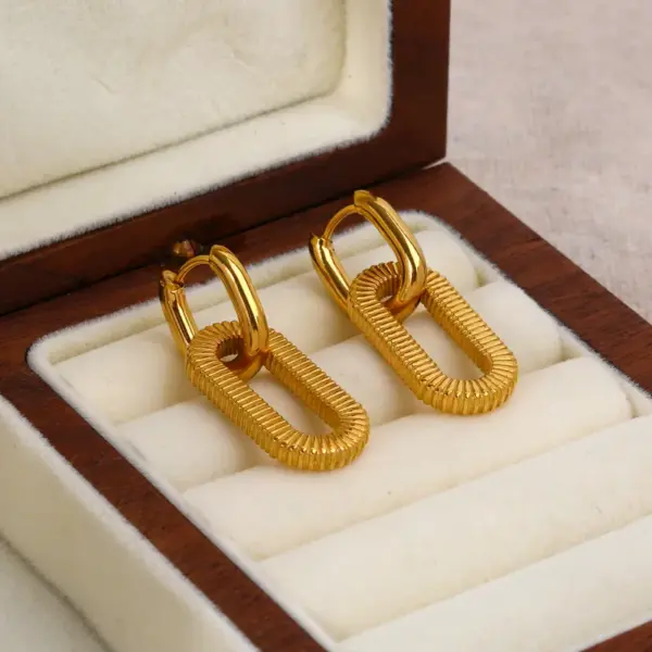 Wholesale PVD Coated Real Gold Plated Oval Thread 304 Stainless Steel Elegant Retro Waterproof Non Tarnish Drop Earrings