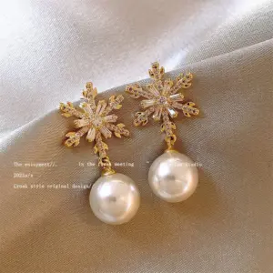 35-Snowflake Diamond Pearl Stud Earrings