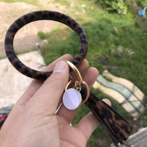 Dark brown leopard print