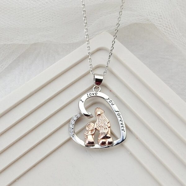 Wholesale Cross-Border Jewelry Heart-Shaped Mother's Day Mother-Daughter Necklace Two-Color Electroplating Accessories Fashion Clavicle Chain Jewelry Wholesale Pendant