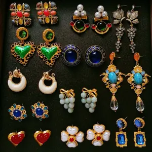 Mid-ancient Vintage Earrings Silver Needle Distressed Metal Vintage Earrings French Temperament Court Style Earrings For Women Wholesale