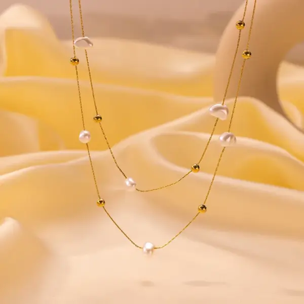 Wholesale PVD Coated Real Gold Plated 18K Gold Geometric 304 Stainless Steel Plastic Elegant Simple Style Waterproof Non Tarnish 304 Stainless Steel Necklace