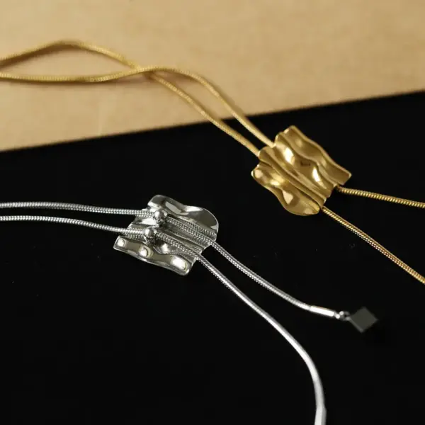 Wholesale Geometric Pleated Square Push-Pull Necklace Irregular Multi-Party Fortune Autumn/Winter Sweater Chain Vintage Heart Shape Vacuum Plating 18K Real Gold 304 Stainless Steel Inlaid Gold Inlaid