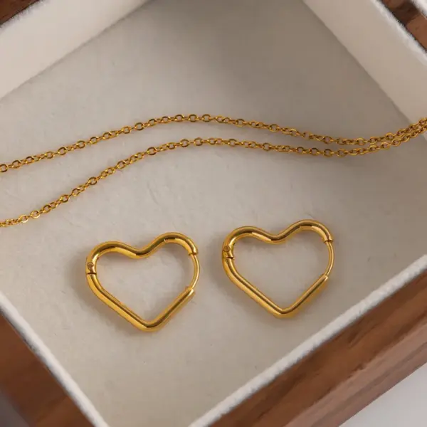 Wholesale 1 Pair Ig Style Simple Style Heart Shape Plating Titanium Steel 18k Gold Plated Earrings
