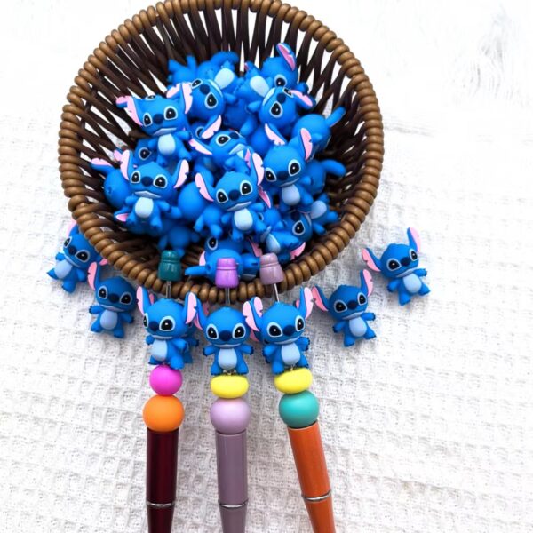 oly-53b96677d76b14c5939624d209f13a1a Wholesale 3D small stillborn silicone beads cute cartoon DYI beaded factory