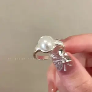 J924 Silver a ~ Silver Pearl Ring