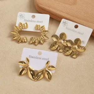 Wholesale Leaf Flower Stainless Steel 201 Earrings Hot Sale Casual Modern Style For Holiday And Daily Use