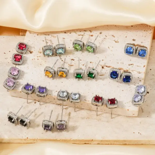 1 Pair Casual Simple Style Square Inlay Copper Zircon Sier Plated Ear Studs