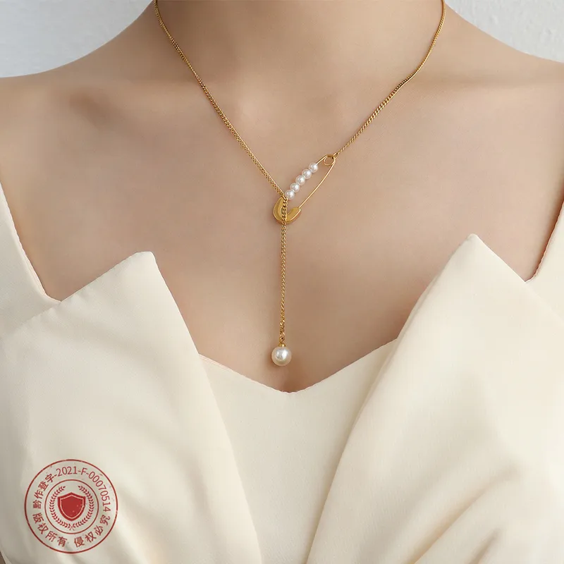 Wholesale PVD Coated Real Gold Plated 18K Gold Geometric 304 Stainless Steel Fashion Waterproof Non Tarnish 304 Stainless Steel Necklace