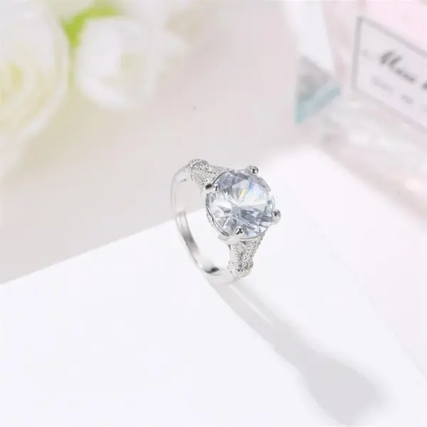 Wholesale Sleek Minimalist Ring Copper Micro-set Four-jaw Zircon