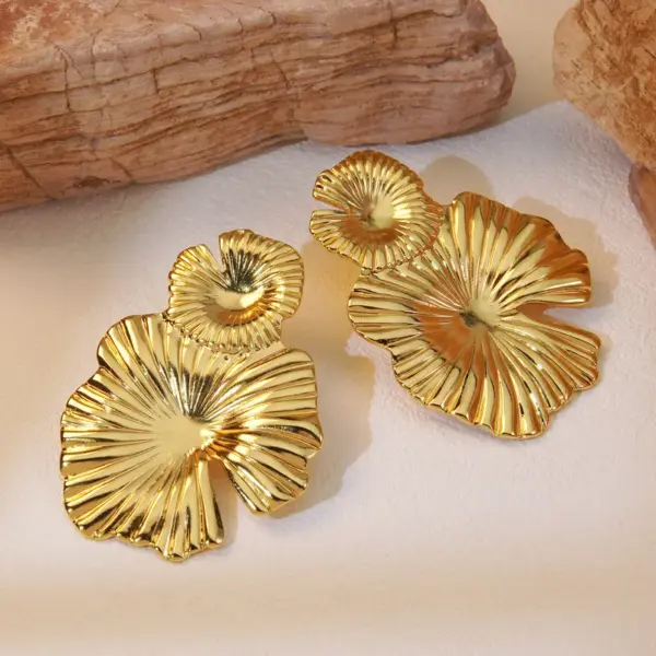 Wholesale 1 Pair Cute Exaggerated Sweet Flower 304 Stainless Steel Imitation Gold Electroplating Drop Earrings