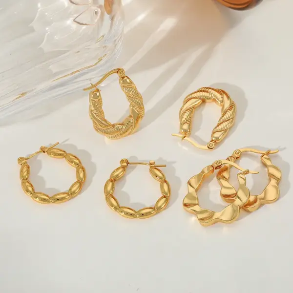 Wholesale 1 Pair Casual Elegant Geometric 304 Stainless Steel 18K Gold Plated Ear Studs
