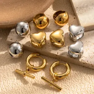 Wholesale PVD Coated Round Heart Shape 304 Stainless Steel Simple Style Waterproof Non Tarnish Earrings