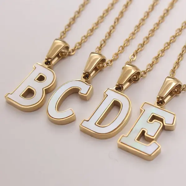 Wholesale Jewelry Simple Style Commute Letter 304 Stainless Steel Shell Gold Plated Plating Inlay Pendant Necklace
