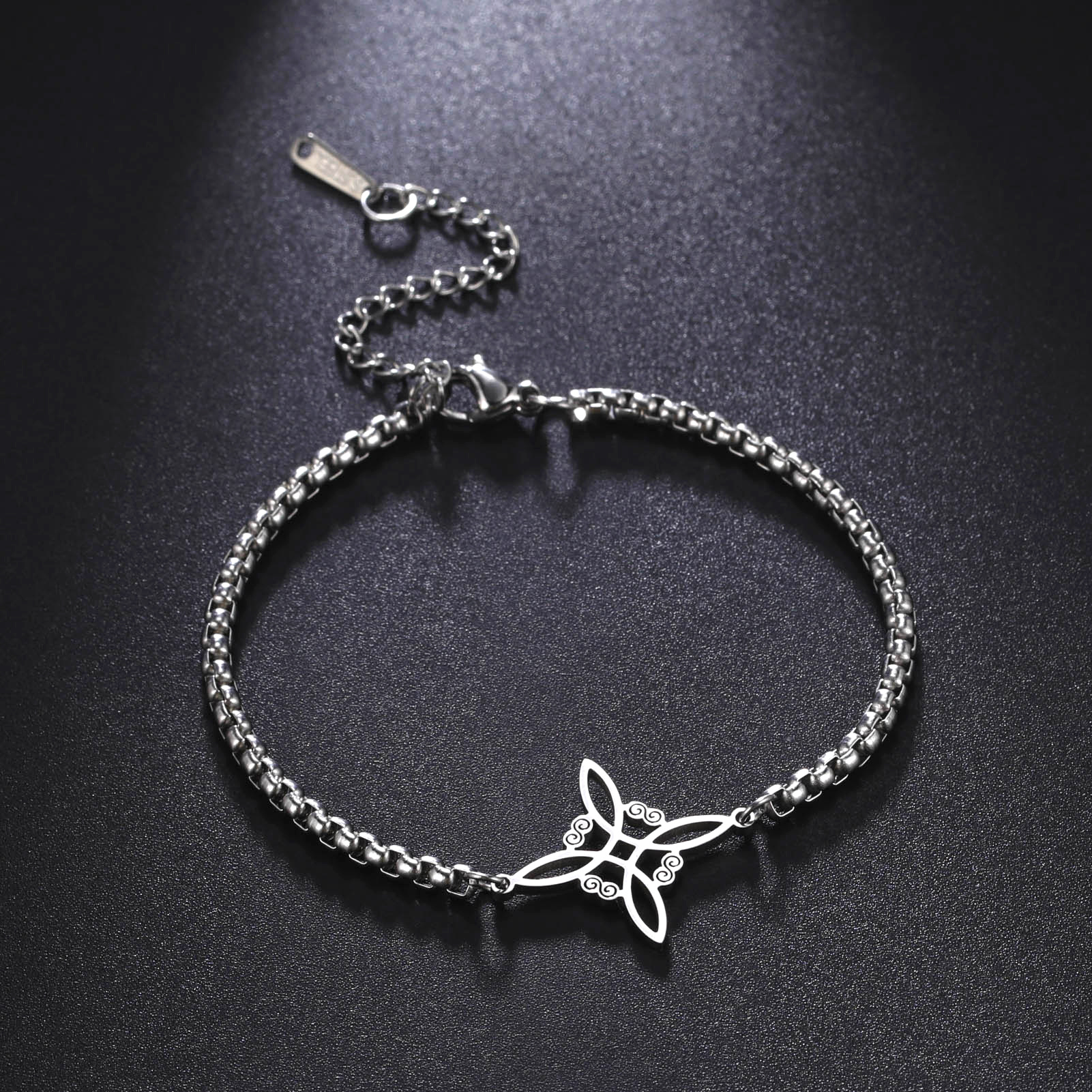Wholesale Korean style Hot Selling factory straight hair witch knot S-shaped double hole pendant box chain stainless steel bracelet