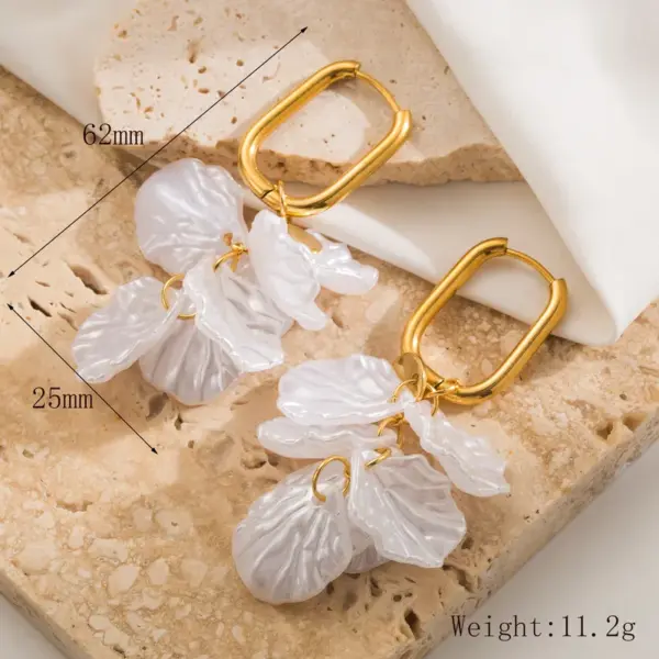 1 Pair Simple Style Heart Shape Petal Inlay 304 Stainless Steel Acrylic 18K Gold Plated Drop Earrings