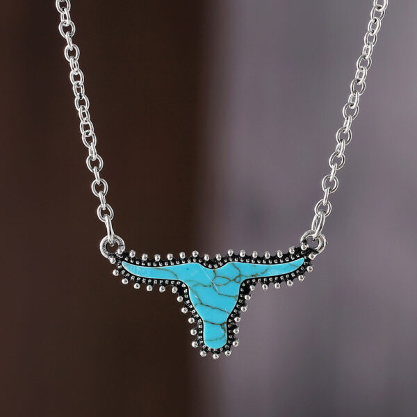 Wholesale Retro punk style turquoise bull head necklace