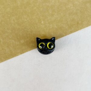 04 black cat yellow eyes