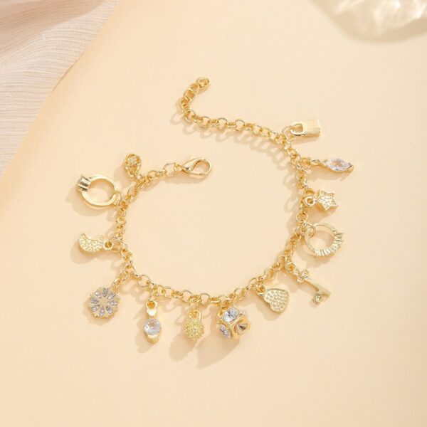 Wholesale Cross-border European and American jewelry 925 silver temperament fashion 13 hanging bracelet ladies multi-element fashion simple jewelry