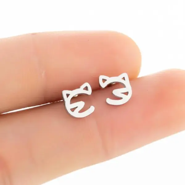 Wholesale PVD Coated 18K Gold Real Gold Plated Cat 304 Stainless Steel Cute Waterproof Non Tarnish Ear Studs