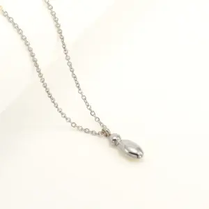 Silver / I 04 Chain