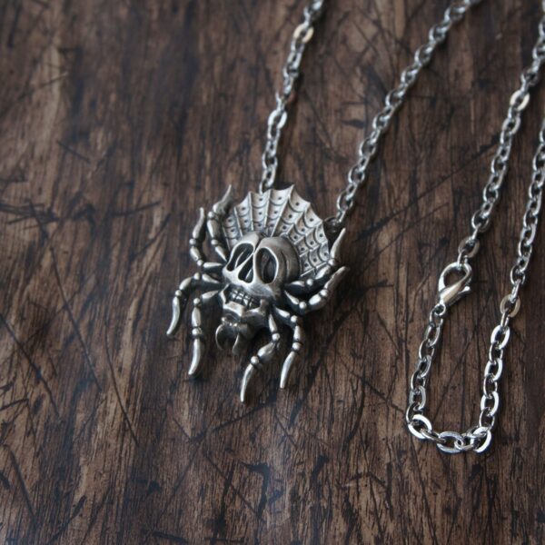 oly-554bf8259a1f7abd2c70e2e76f09c999 Wholesale Vintage Gothic Pendant Necklace Antique Sier Necklace for Women Fashion Jewelry