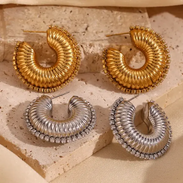 304 Stainless Steel Solid Color PVD Coated Rhinestones 18K Gold Plated Real Gold Plated 18K Gold Simple Style Classic Style Waterproof Non Tarnish Plating Inlay Ear Studs