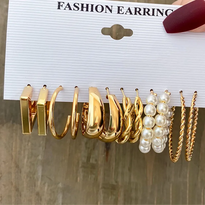 Wholesale Vintage Style Geometric Inlaid Pearls Alloy Hoop Earrings