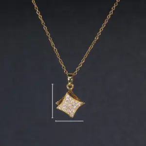 XL856 Rotating Diamond Necklace / Gold