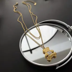 02-C1 Titanium Steel Bear B- Shaped Necklace / Gold