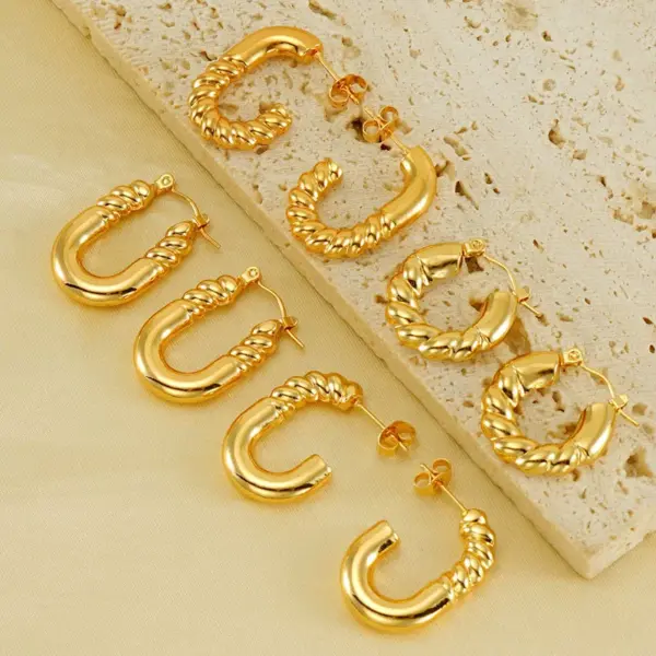 Wholesale 1 Pair Simple Style Geometric 304 Stainless Steel 18K Gold Plated Hoop Earrings Ear Studs