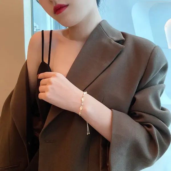 Wholesale Jewelry Sweet Fish Copper Cat's Eye Stone Zircon Plating Inlay Box Chain Bracelets