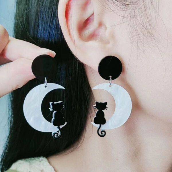 Wholesale Foreign Trade New Moon Cat Black Cat Head Earrings Simple Fashion Acrylic Personalized Earrings Ear Jewelry for Women