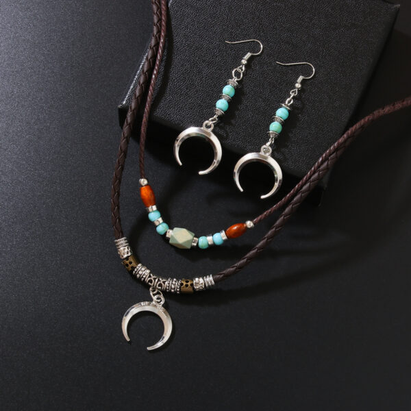 oly-563cce970530c31d719c9b61f169acaa Wholesale Vintage alloy cross heart wolf tooth pendant beaded necklace