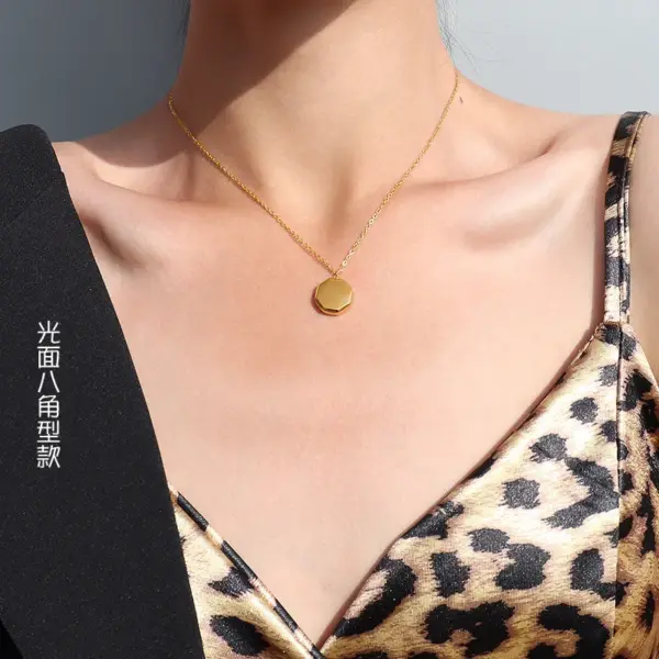 Wholesale PVD Coated Real Gold Plated Geometric Titanium Steel Fashion Waterproof Non Tarnish Necklace