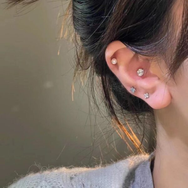 Wholesale Ins Style Niche Design Mini Cross Ear Bone Nail Korean-style All-match Basic Non-detachable Ear Nail